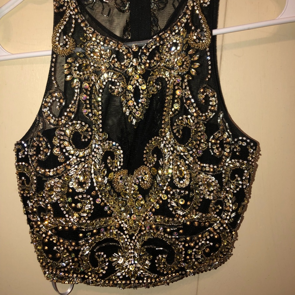 Prom dress!Non smoked home!